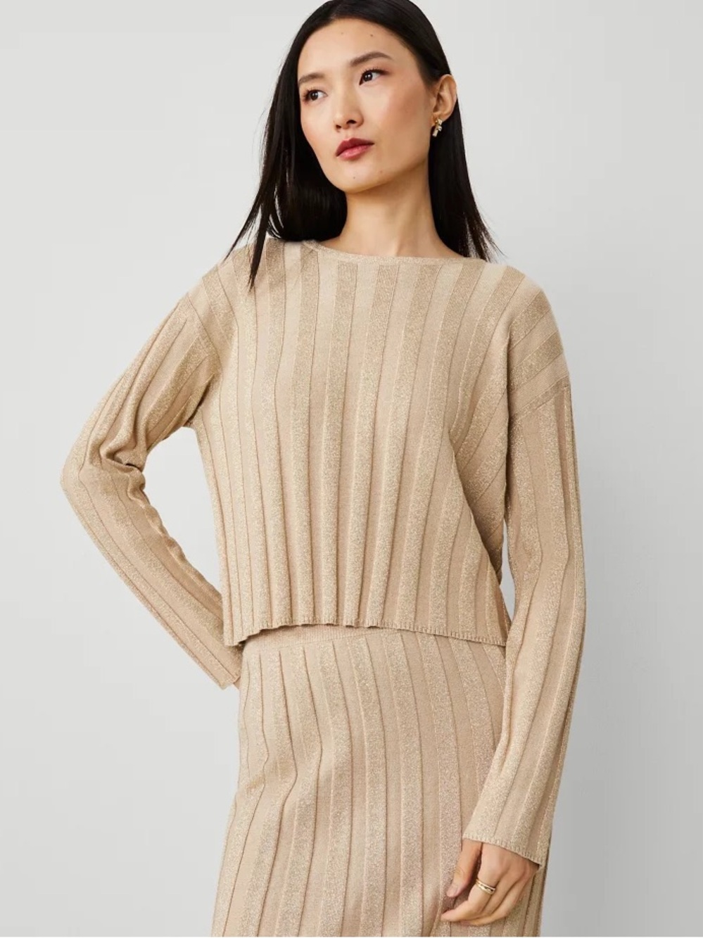 Ribbed Knit Two-Piece Sweater and Midi Skirt Set - Picture 3 of 6
